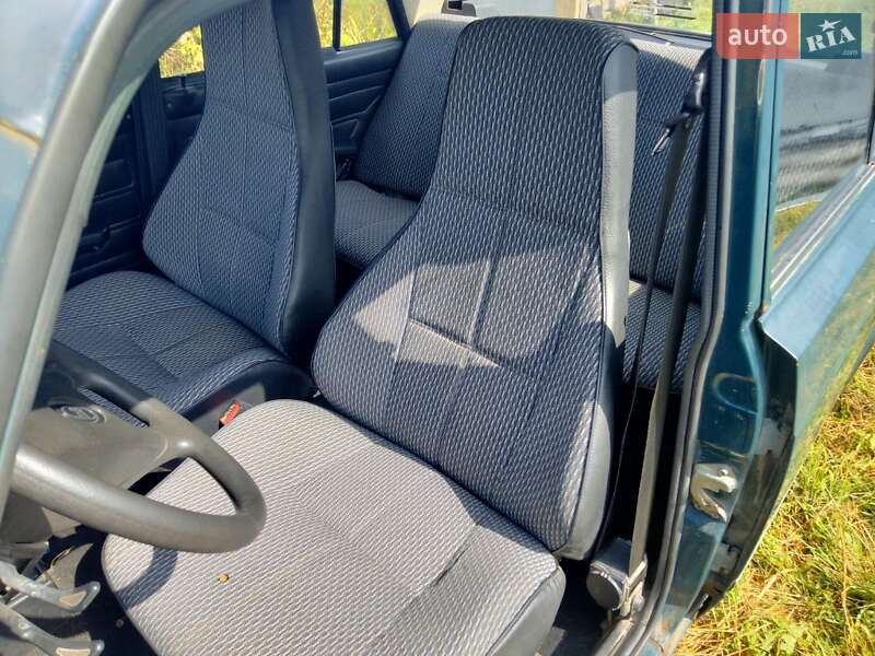 Седан ВАЗ / Lada 2107 2005 в Пулинах