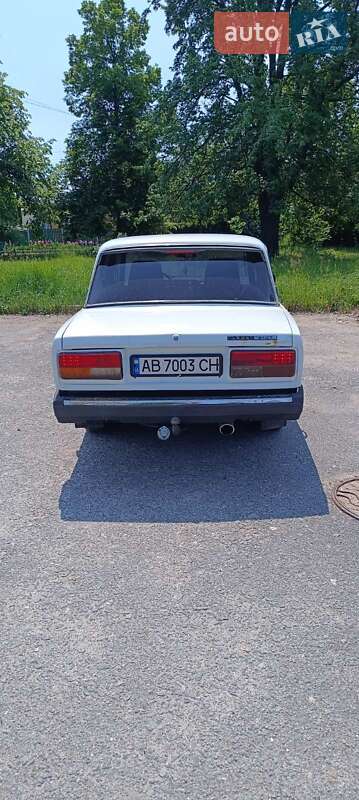 Седан ВАЗ / Lada 2107 2004 в Боярці