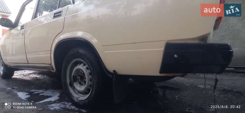 Седан ВАЗ / Lada 2107 1998 в Шепетівці
