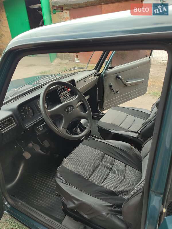 Седан ВАЗ / Lada 2107 2005 в Первомайске