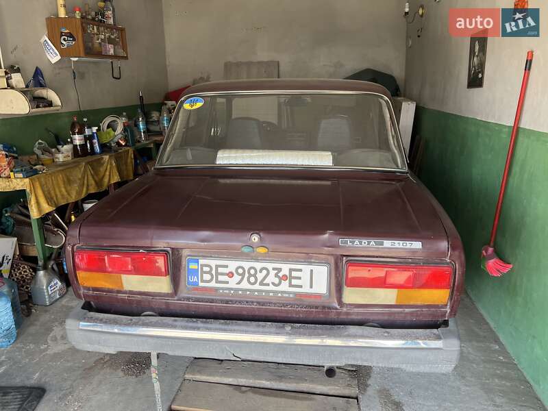 Седан ВАЗ / Lada 2107 2008 в Николаеве