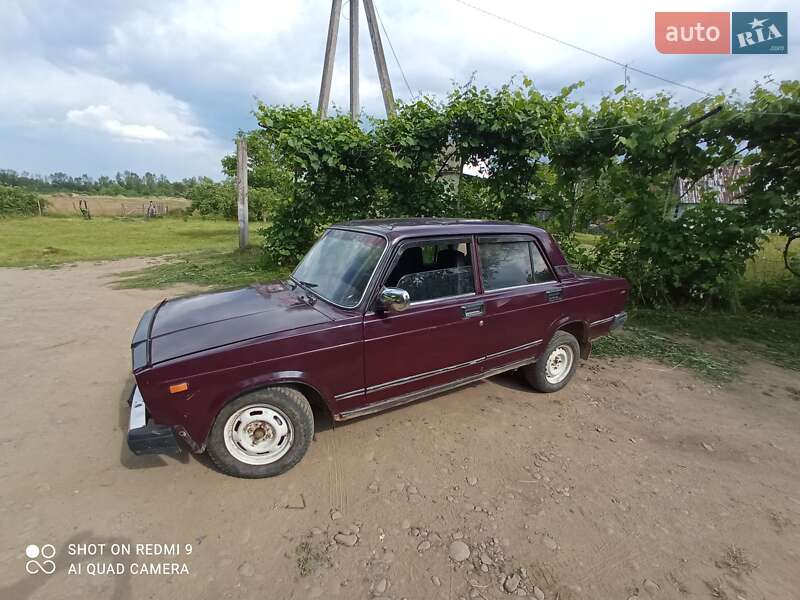 Седан ВАЗ 2107 2006 в 