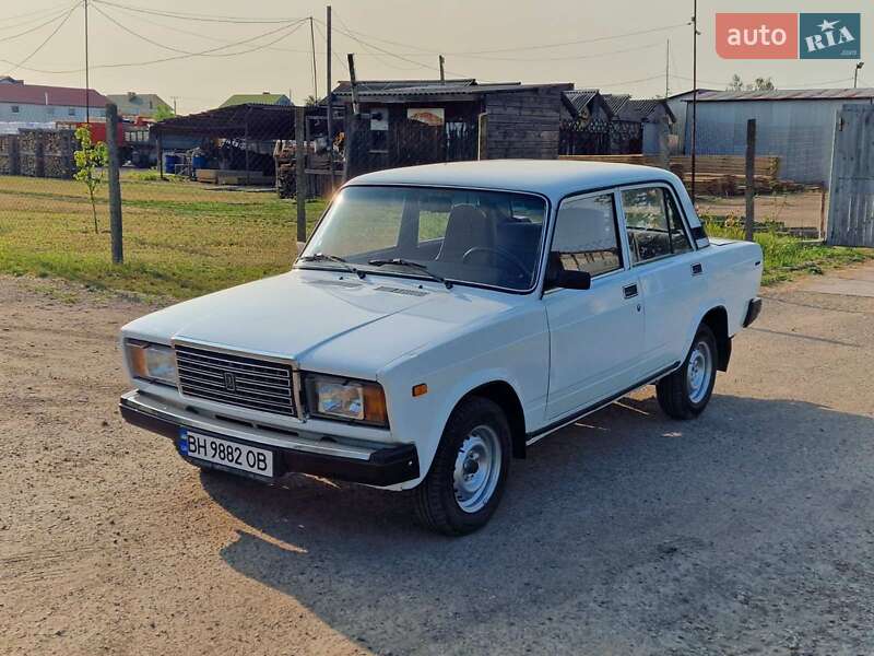 Седан ВАЗ / Lada 2107 2005 в Одесі