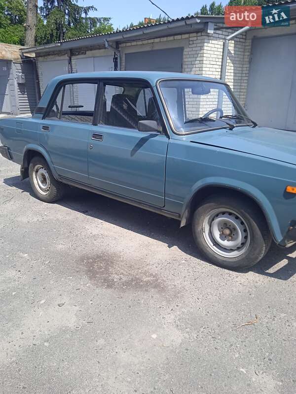 Седан ВАЗ / Lada 2107 2004 в Тернополе