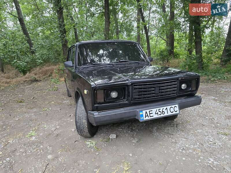 Седан ВАЗ / Lada 2107 1997 в Днепре