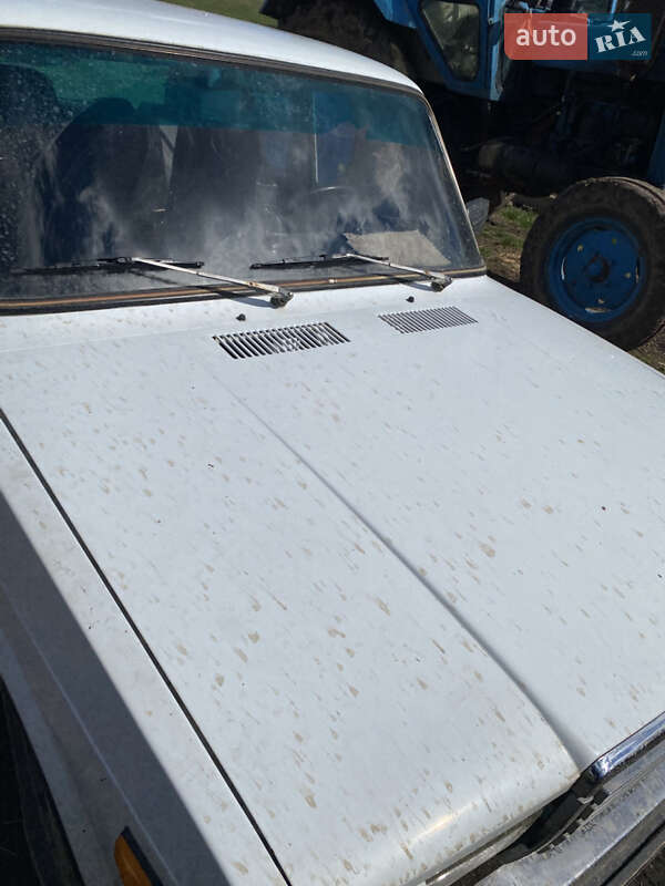 Седан ВАЗ / Lada 2107 1991 в Радомышле