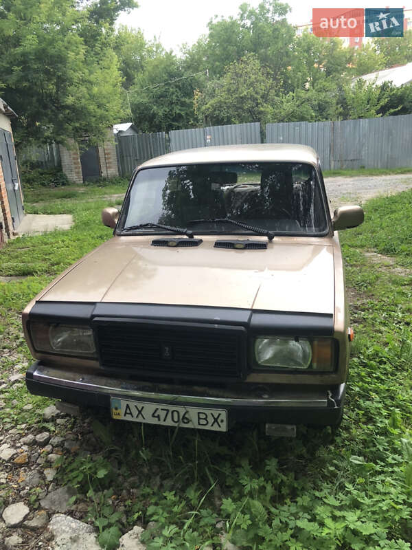 Седан ВАЗ 2107 1986 в 