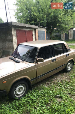 Седан ВАЗ 2107 1986 в 