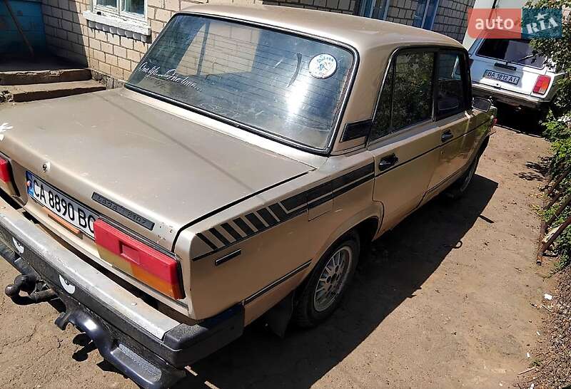 Седан ВАЗ / Lada 2107 1995 в Александрие