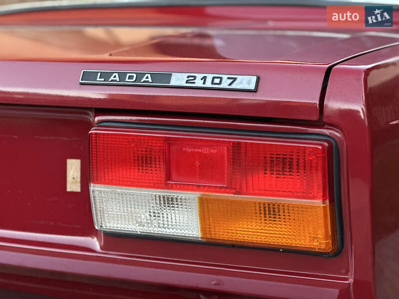 Седан ВАЗ / Lada 2107 2008 в Виннице