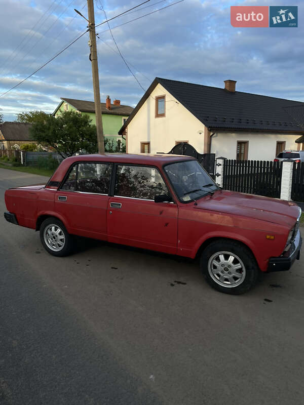 Седан ВАЗ / Lada 2107 1988 в Самборі