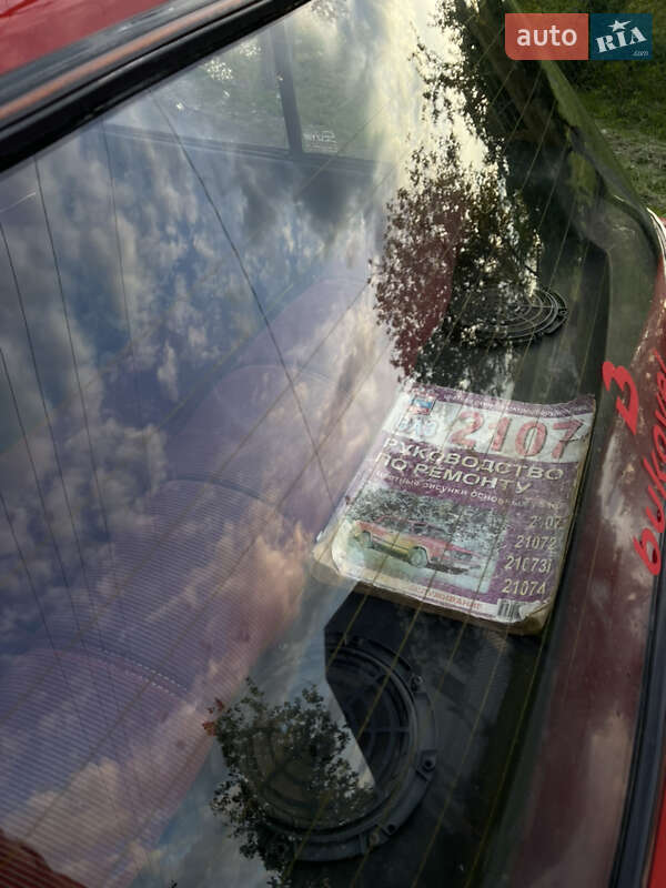 Седан ВАЗ / Lada 2107 1988 в Самборі