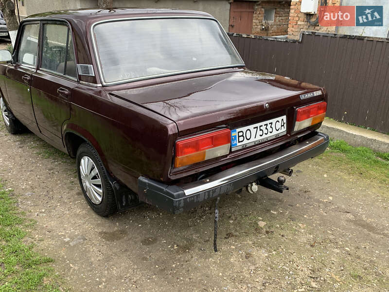 Седан ВАЗ / Lada 2107 2004 в Тернополе