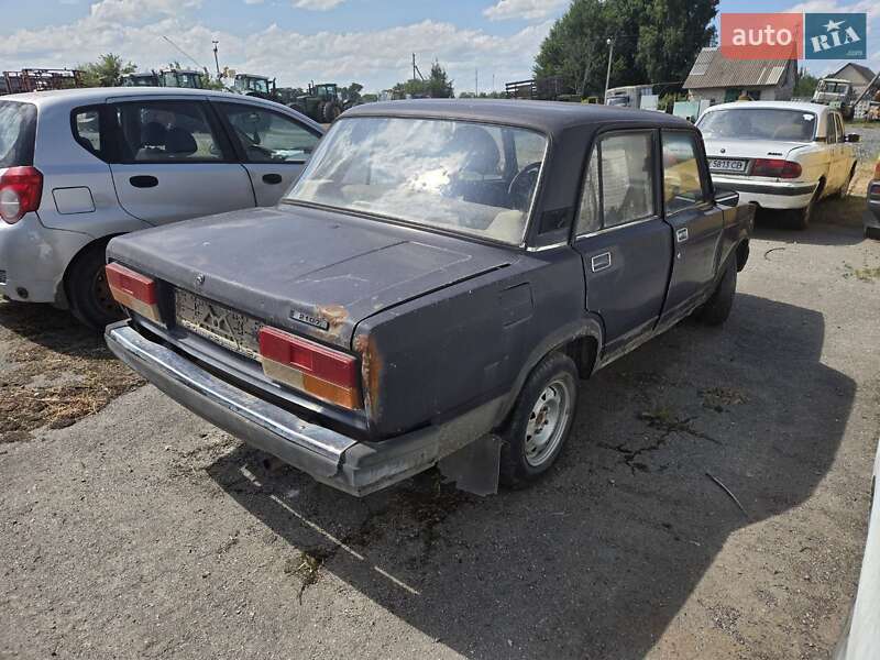 Седан ВАЗ / Lada 2107 2008 в Староконстантинове