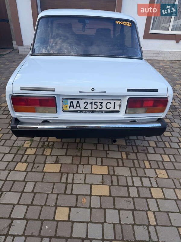Седан ВАЗ / Lada 2107 1988 в Заставной