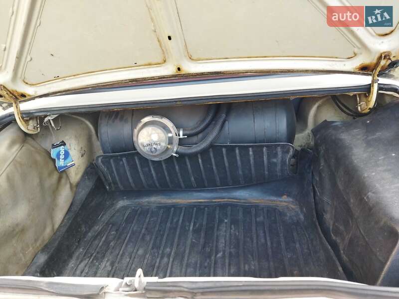 Седан ВАЗ / Lada 2107 1990 в Синельниково