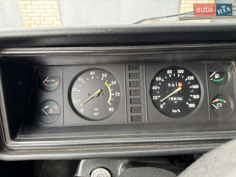 Седан ВАЗ / Lada 2107 2001 в Конотопе