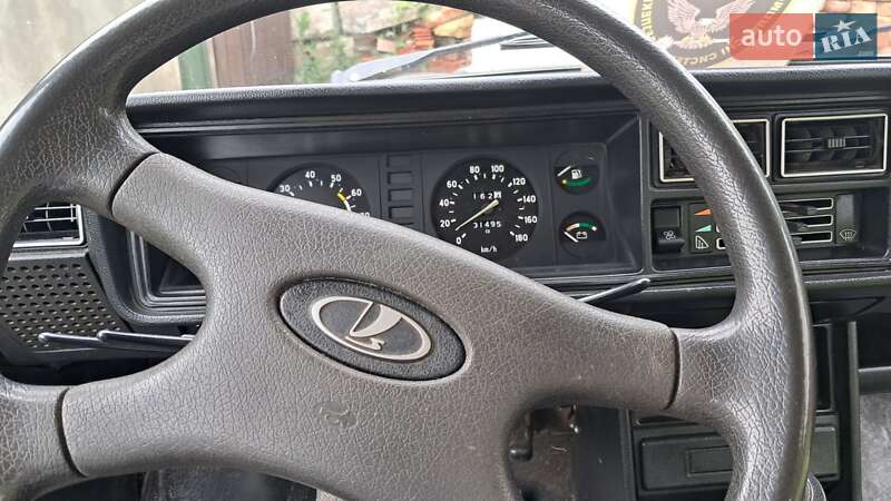 Седан ВАЗ / Lada 2107 2006 в Толстом