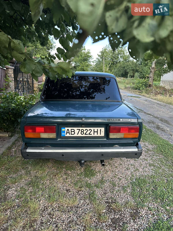 Седан ВАЗ / Lada 2107 2002 в Крижополі