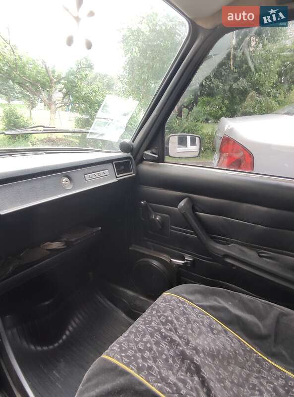 Седан ВАЗ / Lada 2107 2000 в Тернополе