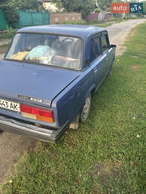 Седан ВАЗ / Lada 2107 2006 в Тростянце