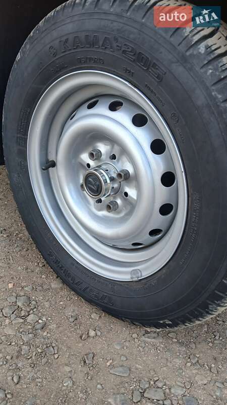 Седан ВАЗ / Lada 2107 2007 в Кривом Роге фото 13 Седан ВАЗ / Lada 2107 2007 в Кривом Роге