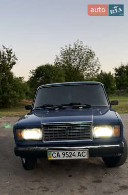 Седан ВАЗ 2107 2005 в 