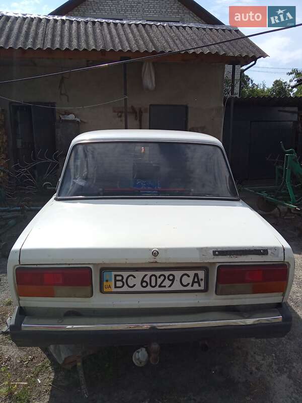 Седан ВАЗ / Lada 2107 1989 в Львове