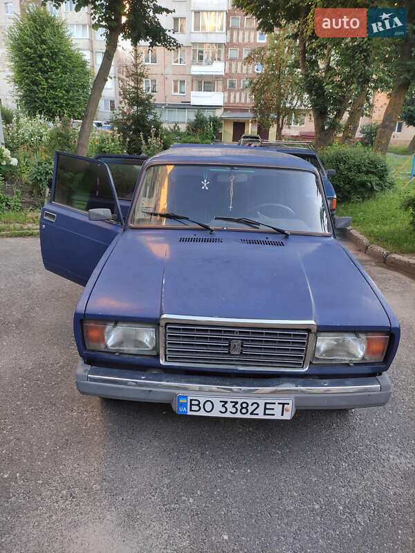 Седан ВАЗ / Lada 2107 2000 в Тернополе