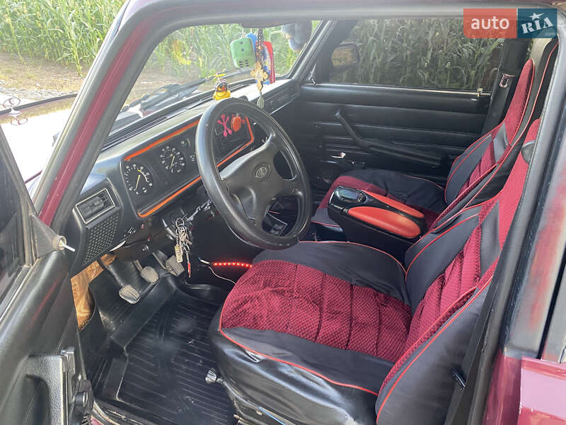 Седан ВАЗ / Lada 2107 2002 в Липовці