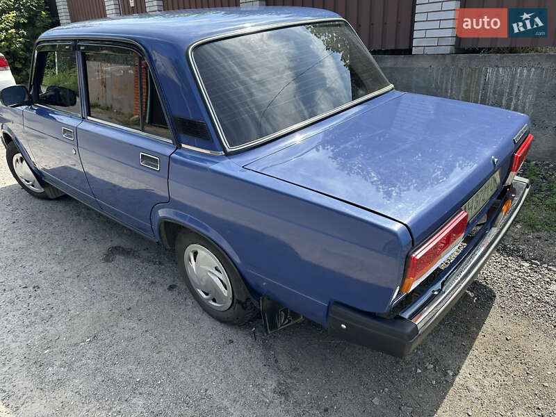 Седан ВАЗ / Lada 2107 2006 в Днепре