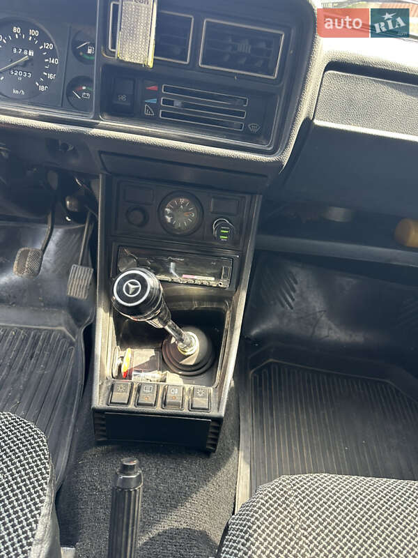 Седан ВАЗ / Lada 2107 2006 в Днепре