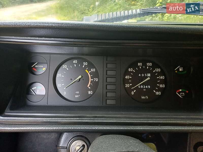 Седан ВАЗ / Lada 2107 2006 в Чернівцях