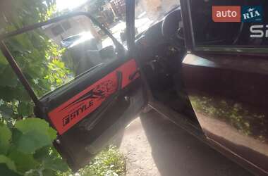 Седан ВАЗ 2107 2000 в 