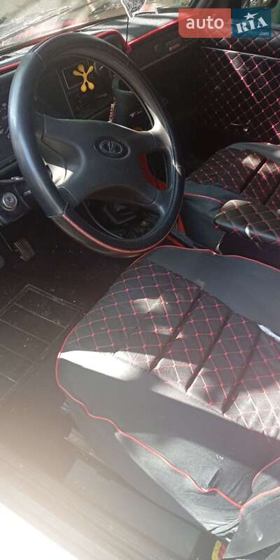 Седан ВАЗ / Lada 2107 2005 в Мукачево