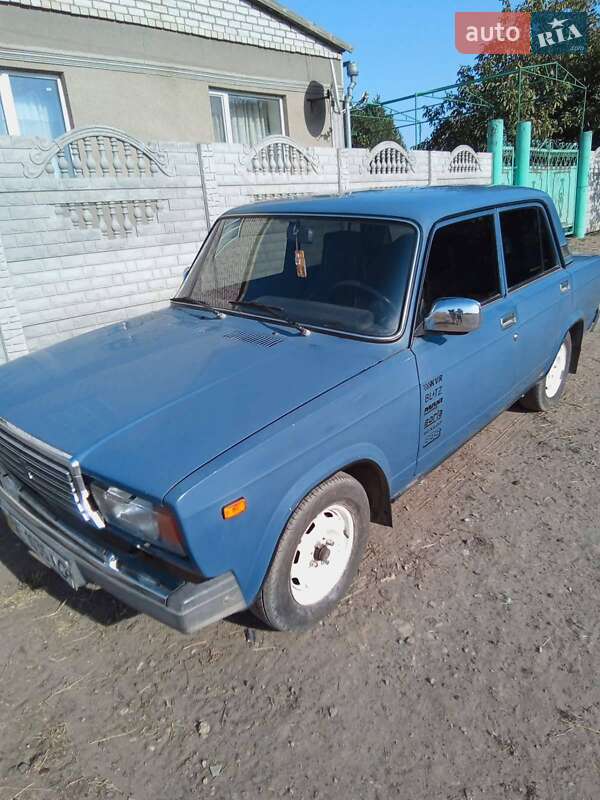 Седан ВАЗ / Lada 2107 2005 в Снігурівці