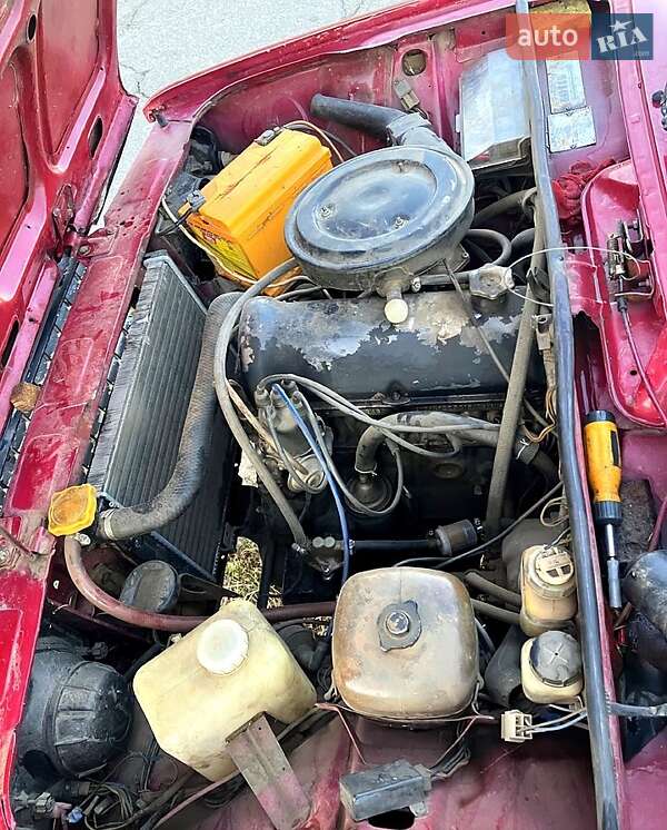 Седан ВАЗ / Lada 2107 2000 в Одессе