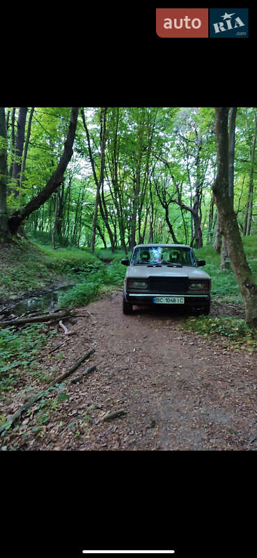 Седан ВАЗ / Lada 2107 1989 в Бродах