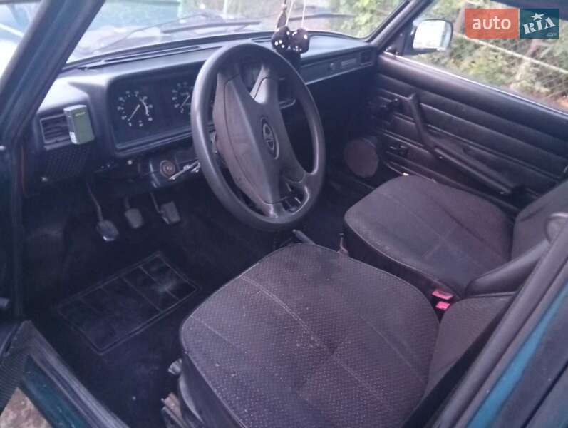 Седан ВАЗ / Lada 2107 2003 в Запорожье