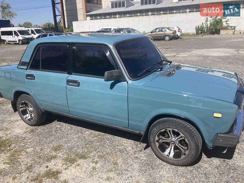 ВАЗ / Lada 2107 2004