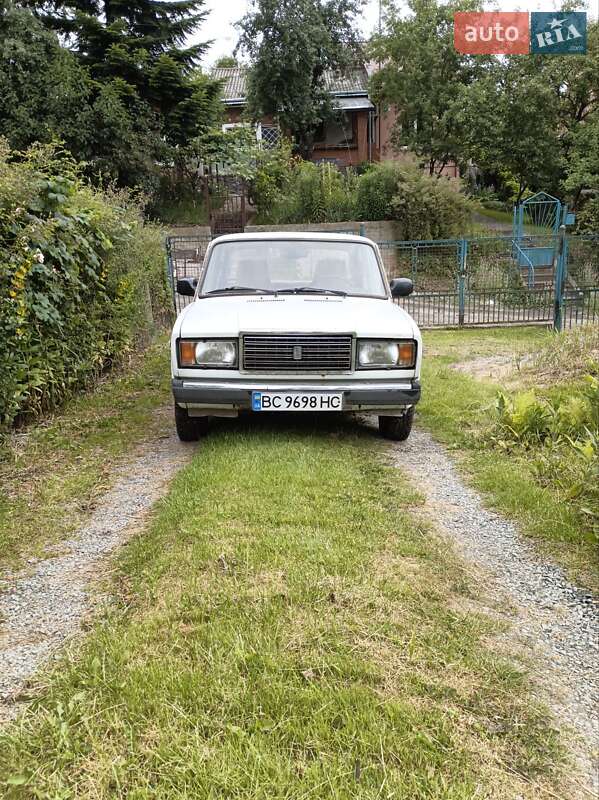 Седан ВАЗ / Lada 2107 1989 в Львове