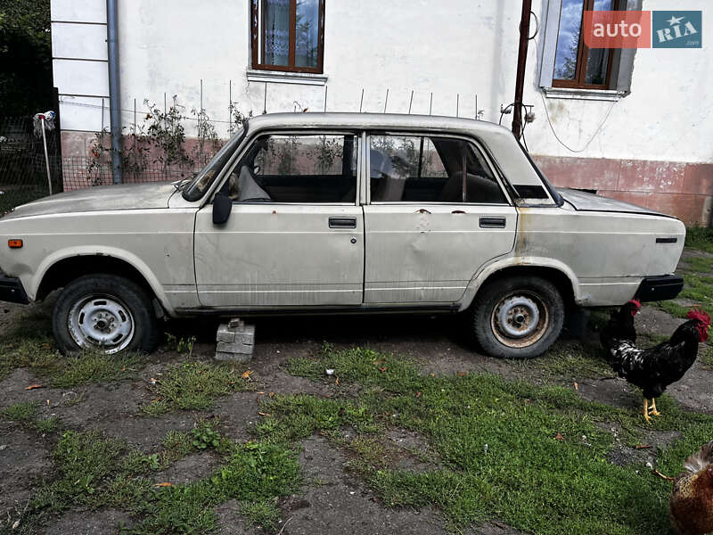 Седан ВАЗ / Lada 2107 1986 в Дрогобыче фото 3 Седан ВАЗ / Lada 2107 1986 в Дрогобыче