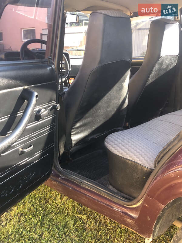 Седан ВАЗ / Lada 2107 2005 в Сторожинце