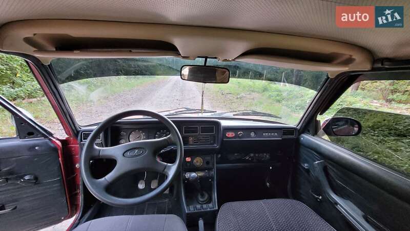 Седан ВАЗ / Lada 2107 2005 в Радивиліві