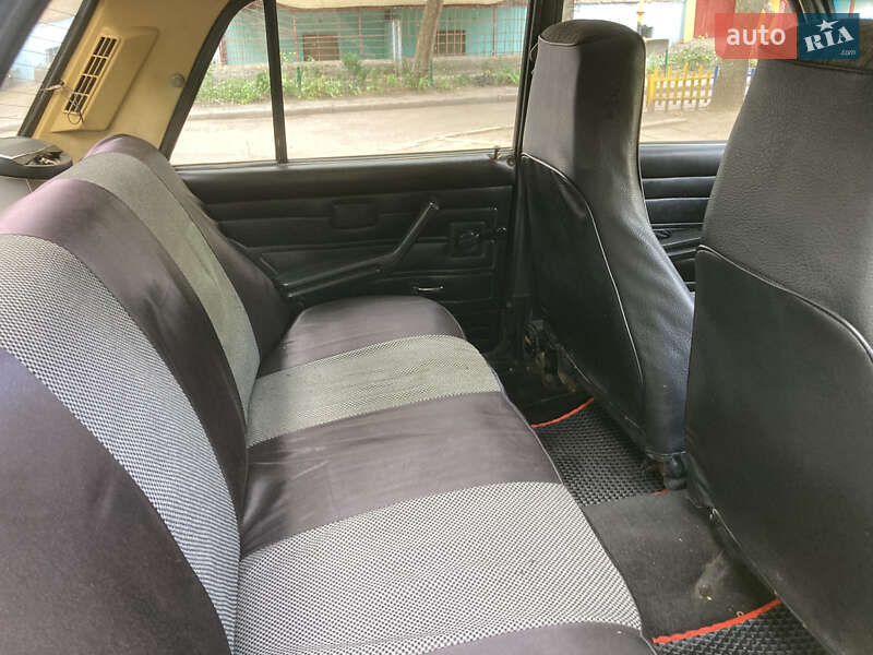 Седан ВАЗ / Lada 2107 2001 в Черкасах