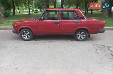 Седан ВАЗ 2107 2005 в 