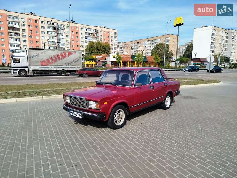 Седан ВАЗ / Lada 2107 1986 в Александрие фото 19 Седан ВАЗ / Lada 2107 1986 в Александрие