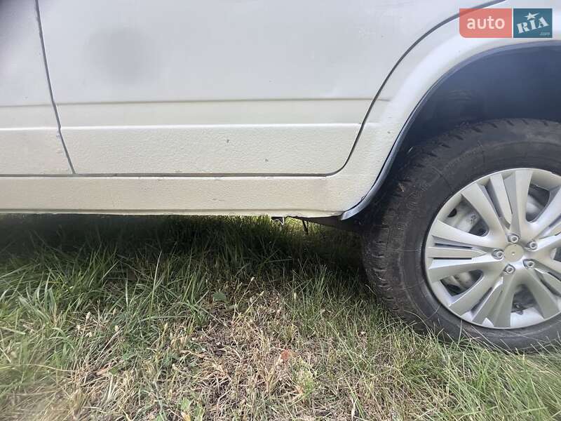 Седан ВАЗ / Lada 2107 2001 в Нежине