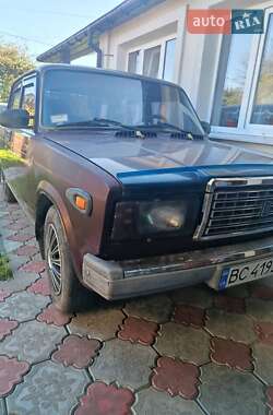 Седан ВАЗ / Lada 2107 2005 в Рудки