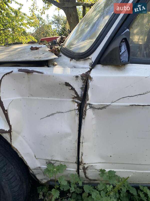 Седан ВАЗ / Lada 2107 1994 в Днепре фото 12 Седан ВАЗ / Lada 2107 1994 в Днепре